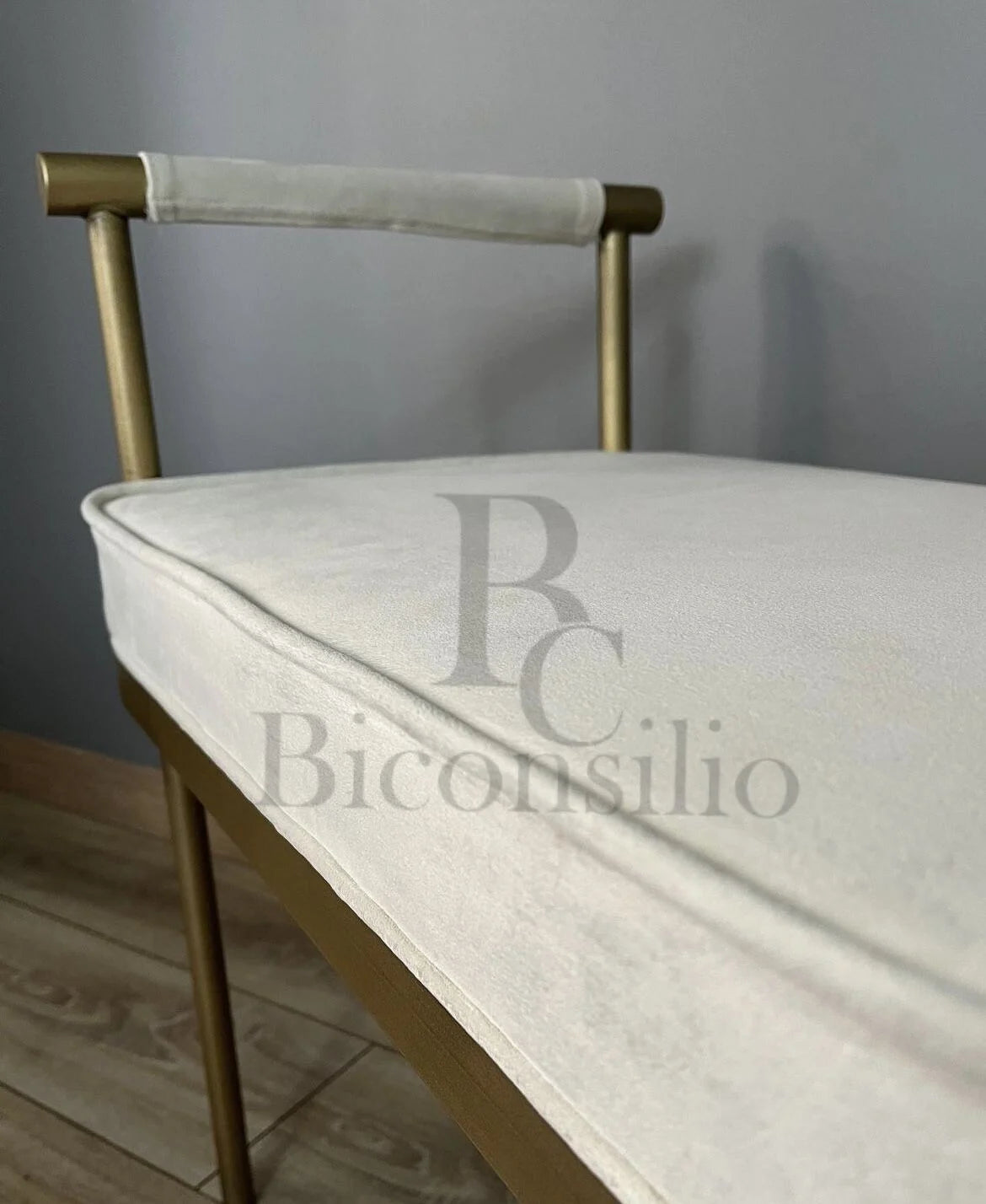 BİCONSİLİO HELEN ESKİTME ALTIN BENCH