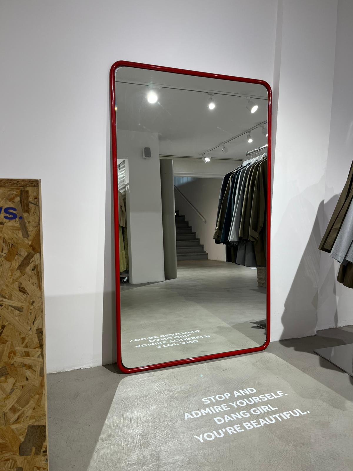 Tilda Paslanmaz Çelik Ayna