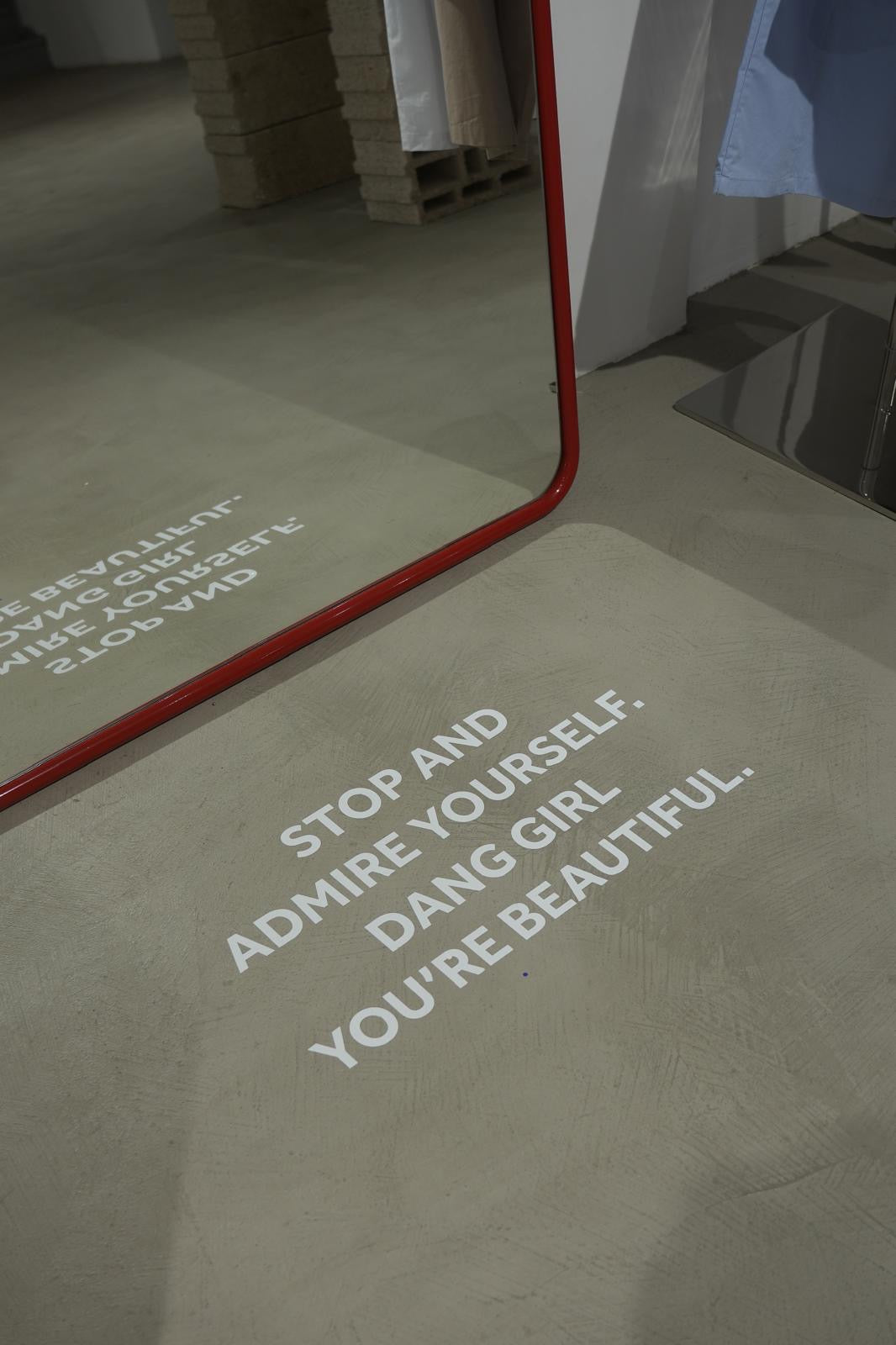 Tilda Paslanmaz Çelik Ayna