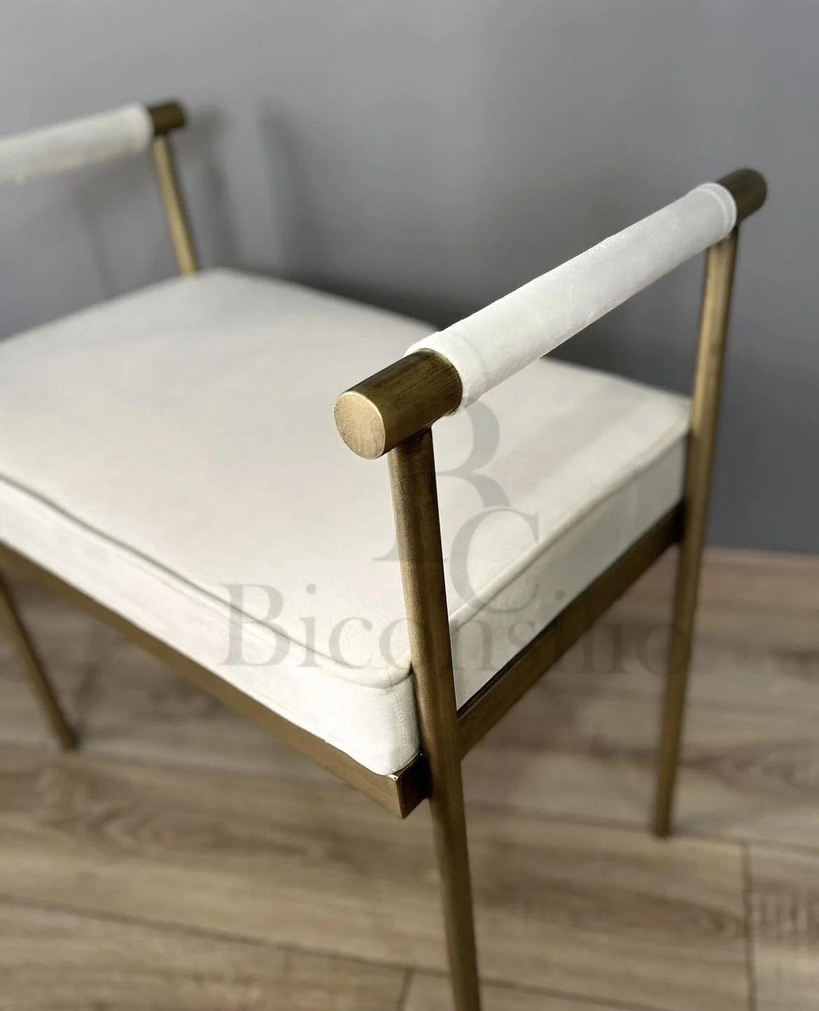 BİCONSİLİO HELEN ESKİTME ALTIN BENCH