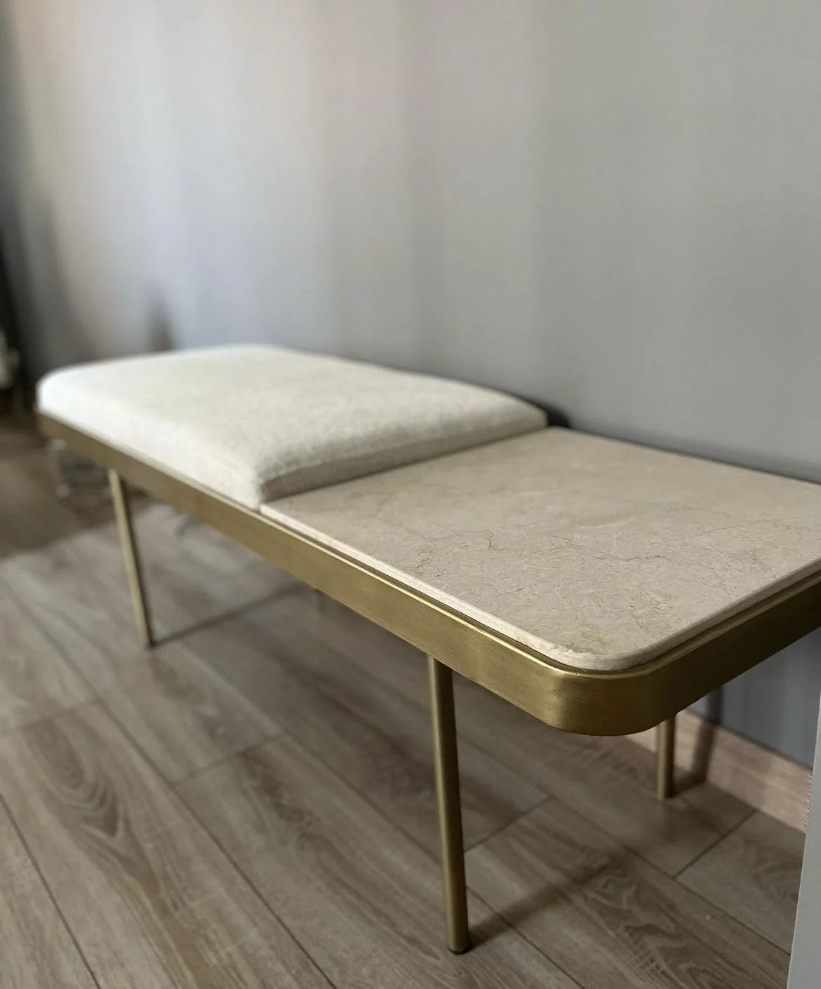 BİCONSİLİO MERMER BENCH